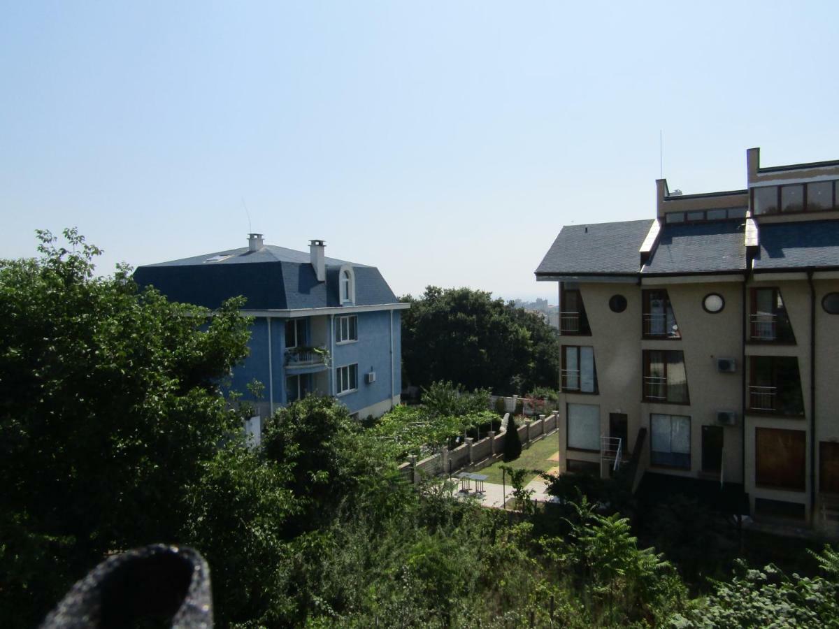 Hostel Papagal Várna Kültér fotó